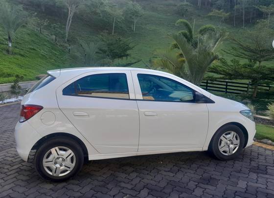 CHEVROLET ONIX 1.0 MPFI LT 8V FLEX 4P MANUAL